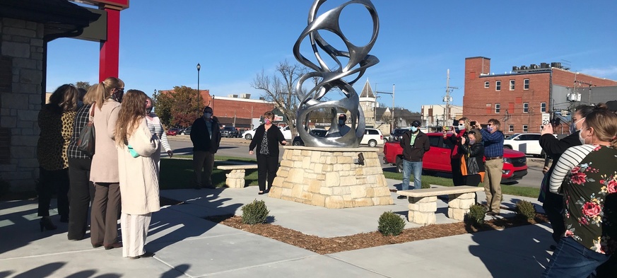 Community National Bank and Trust Ribbon Cutting and Sculpture Dedication Community National Bank and Trust Ribbon Cutting and Sculpture Dedication
