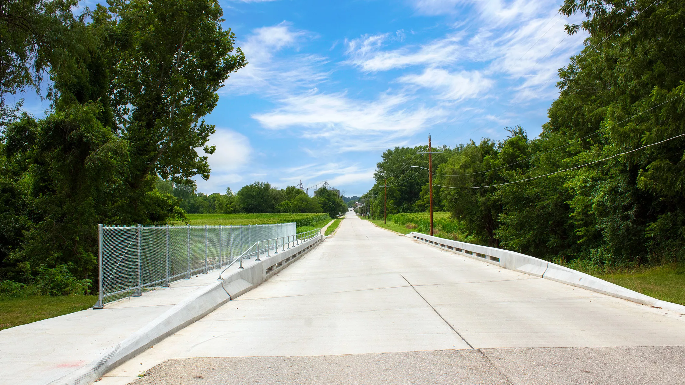 23-1353 Tonganoxie 4th Street Bridge IMG_1134.jpg